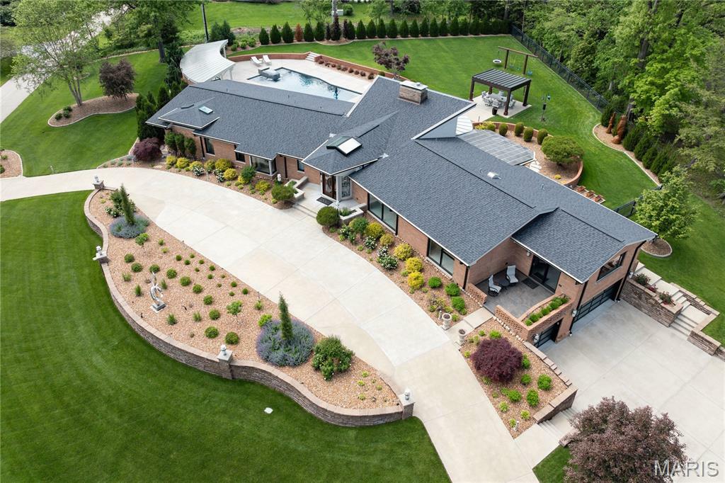 Property Photo: 7 Westwood Country Club MO 63131