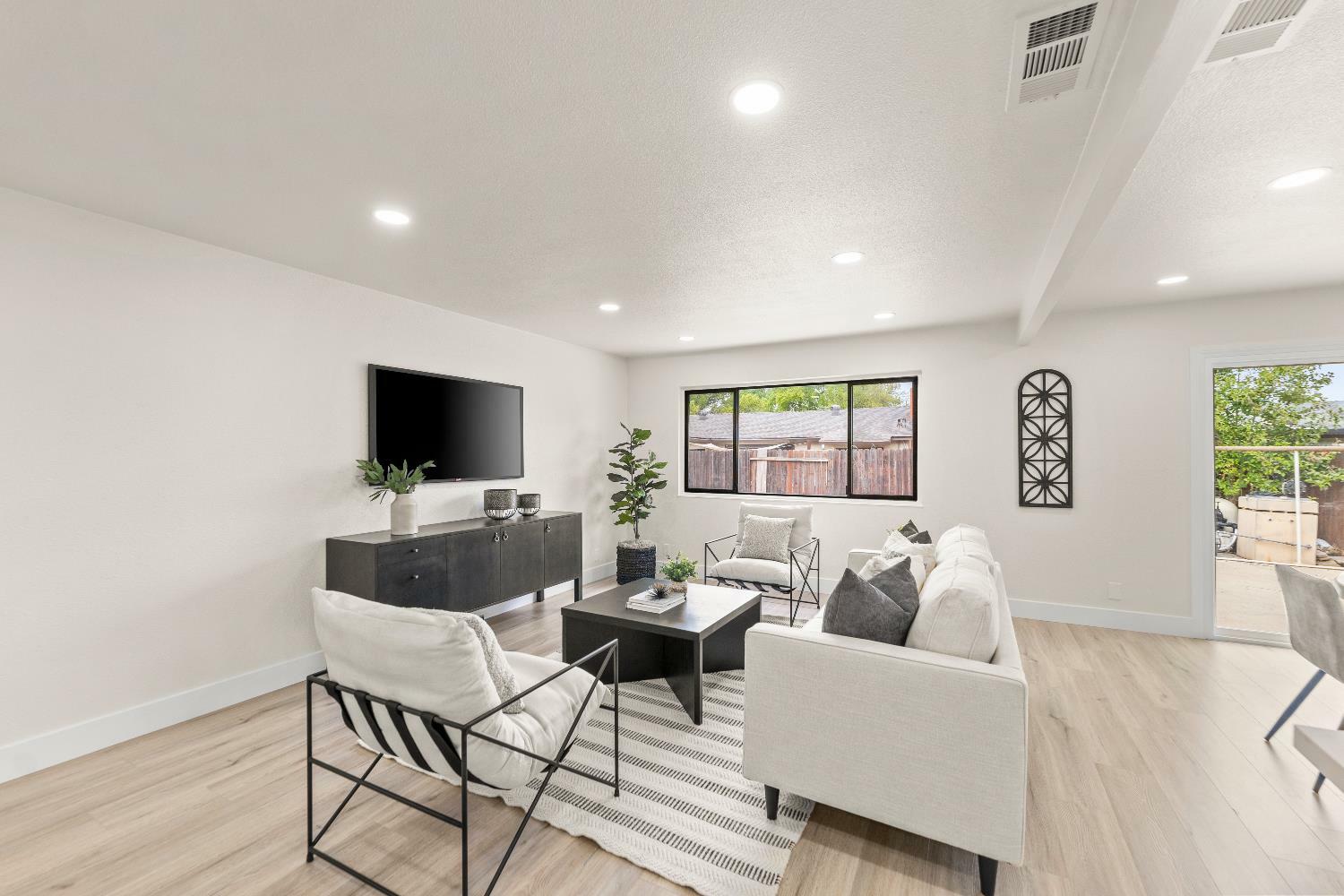 Property Photo: 2407 Cordova Lane CA 95670