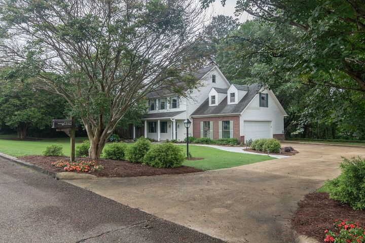 Property Photo:  429 Cherokee Drive  MS 38655 