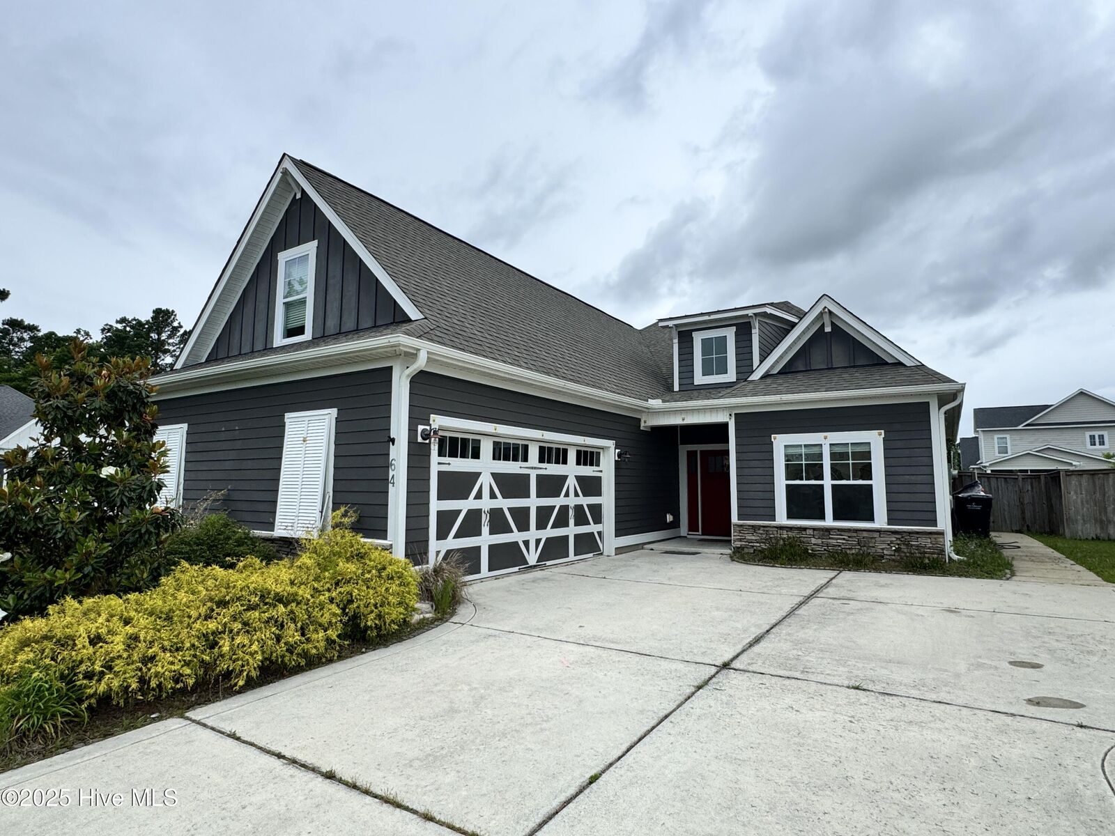 Property Photo:  64 Evergreen Lane  NC 28443 
