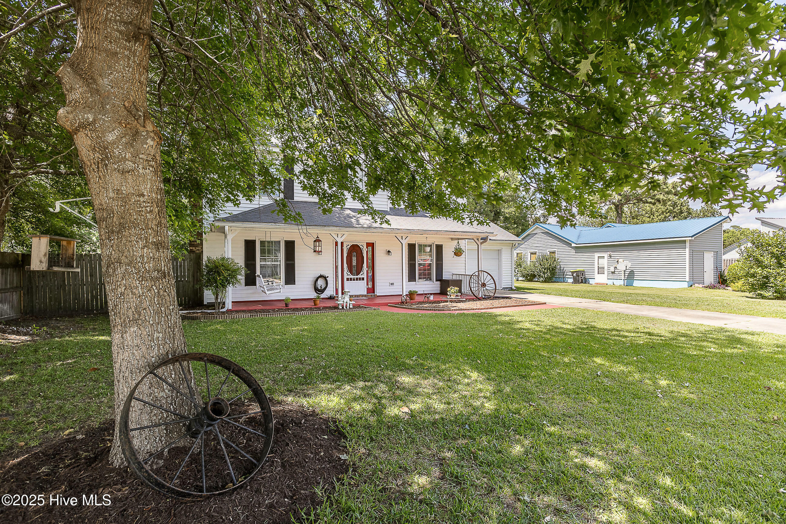 Property Photo: 2417 Saddleridge Drive NC 28544
