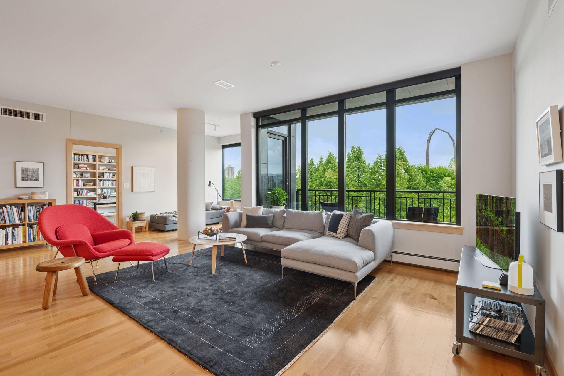Property Photo: 215 10th Avenue S 312 MN 55415