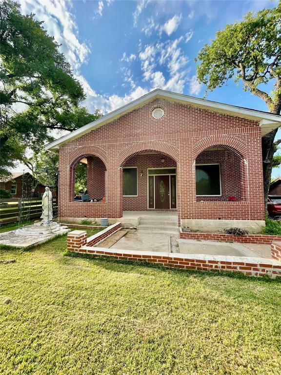 Property Photo: 7508 Foster Drive NW TX 76135