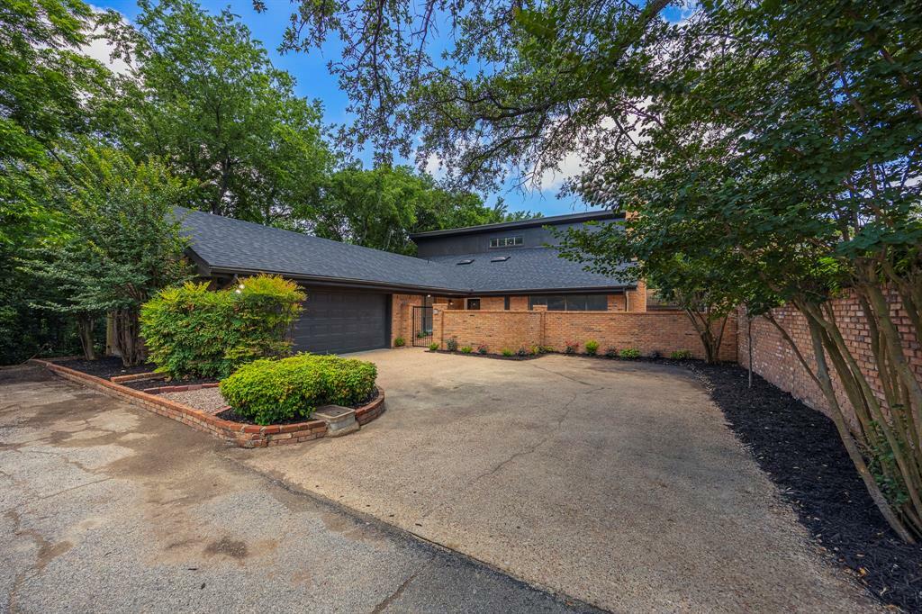 Property Photo:  62 Legend Road  TX 76132 