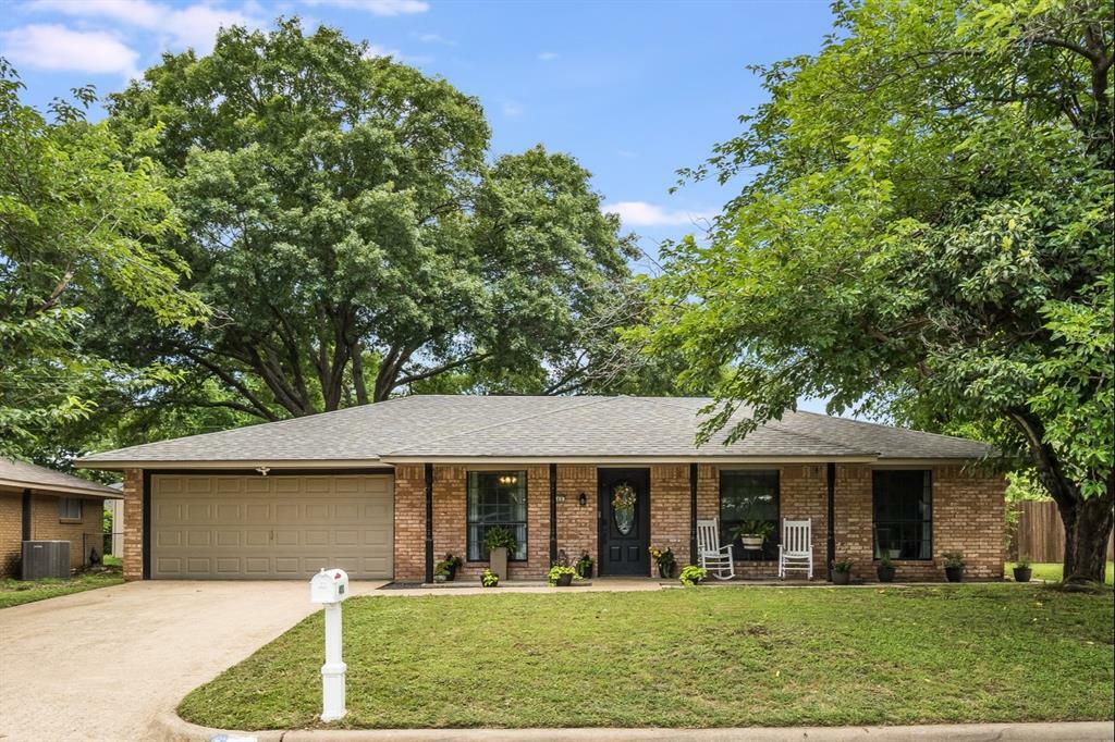 400 Rolling Hills Drive  Midlothian TX 76065 photo