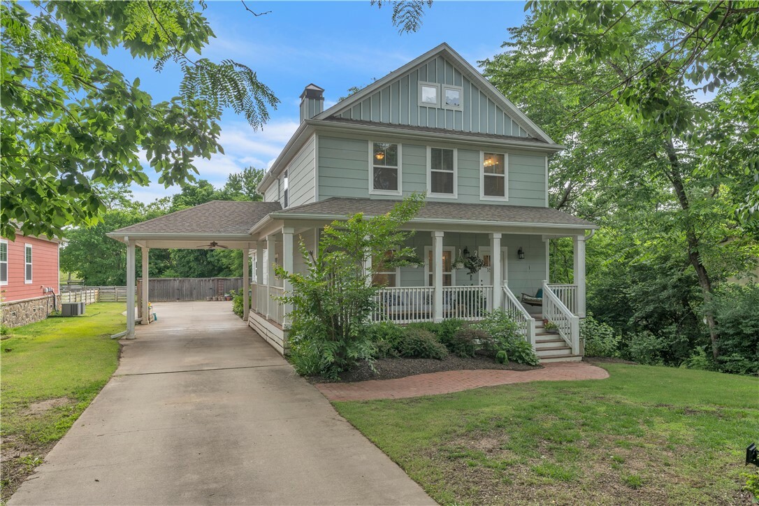 1895 N Winwood Drive  Fayetteville AR 72703 photo