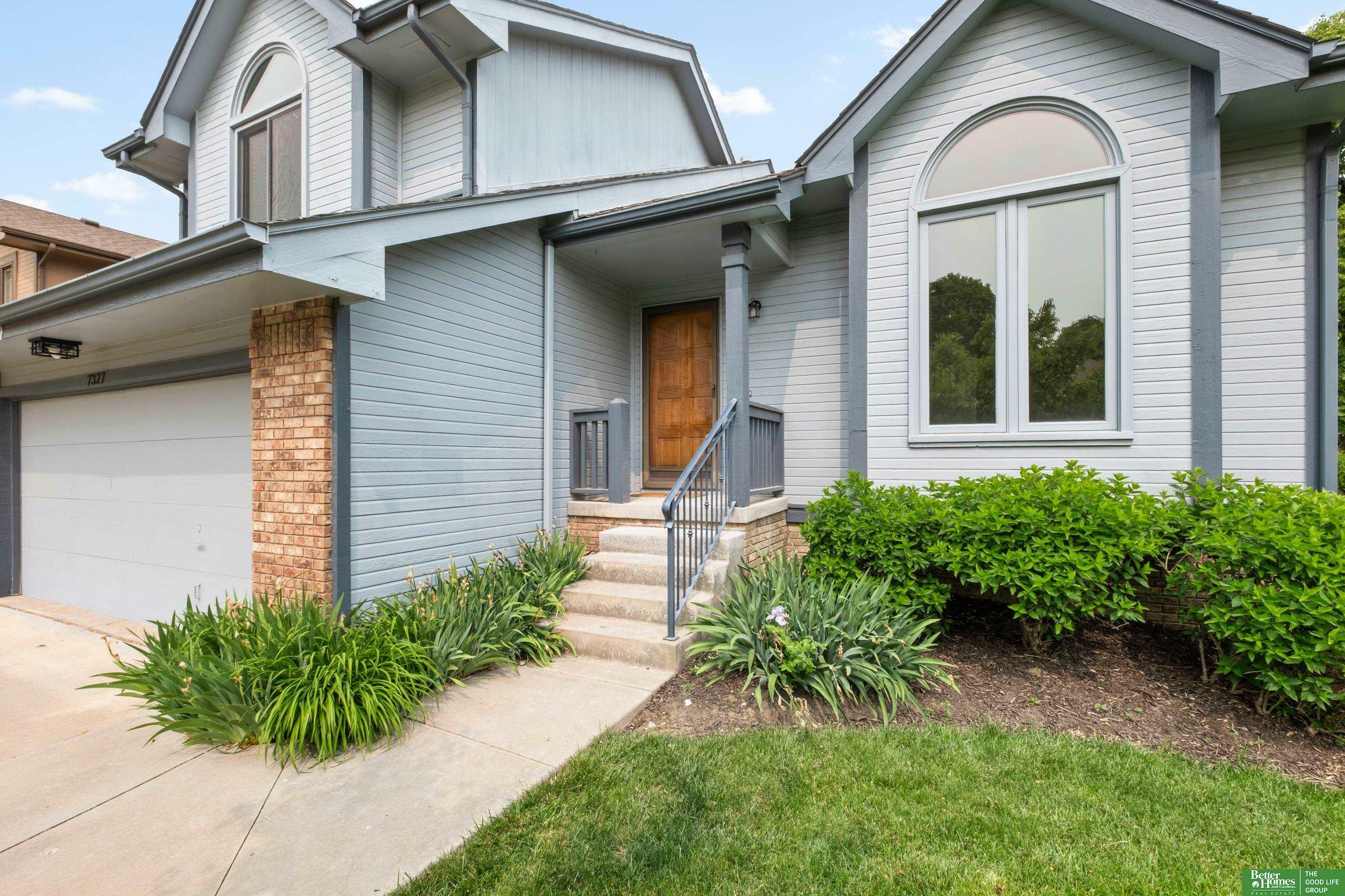 Property Photo:  7327 S 140th Avenue  NE 68138 