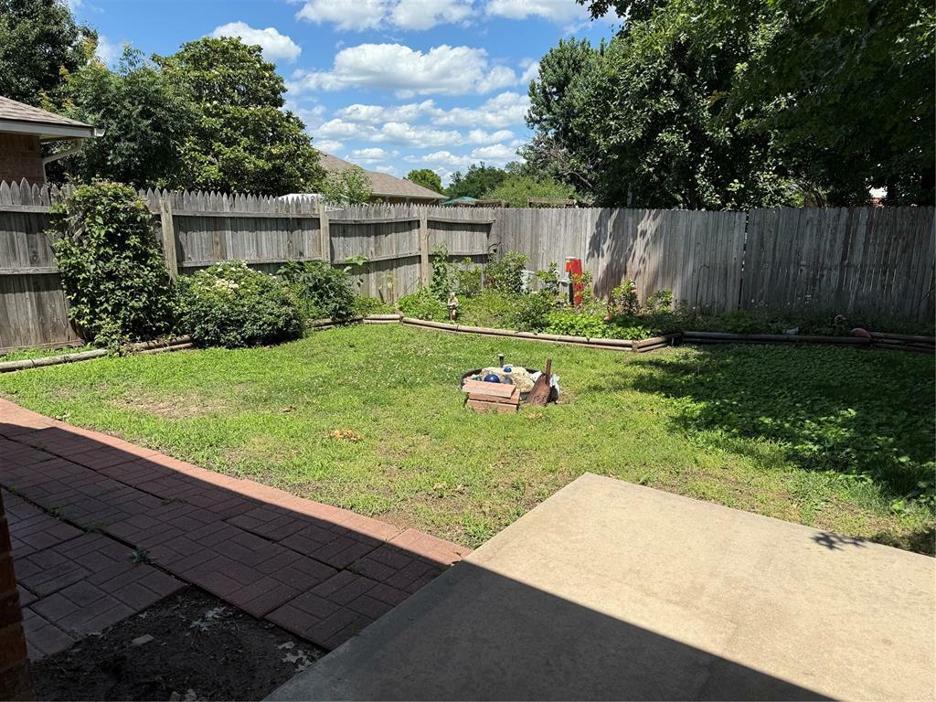 Property Photo: 1617 Briarcreek OK 73071