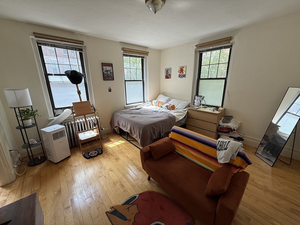 Property Photo:  64 Queensberry St. 114  MA 02215 