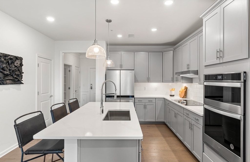 Property Photo:  300 Martins Landing 9212  MA 01864 