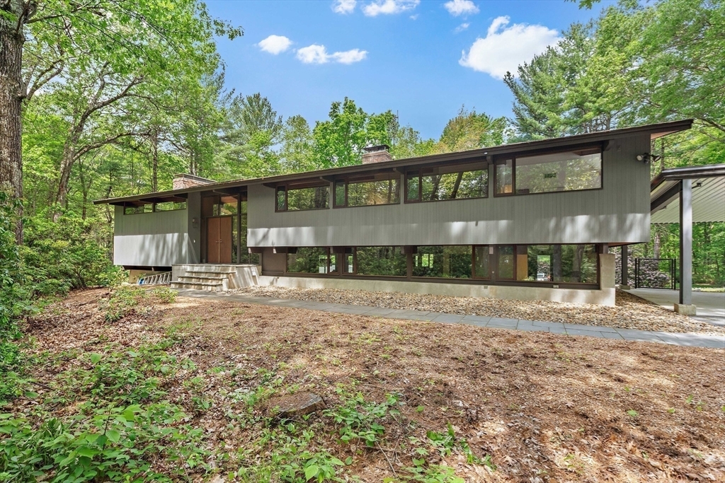 Property Photo:  183 Indian Hill  MA 01741 