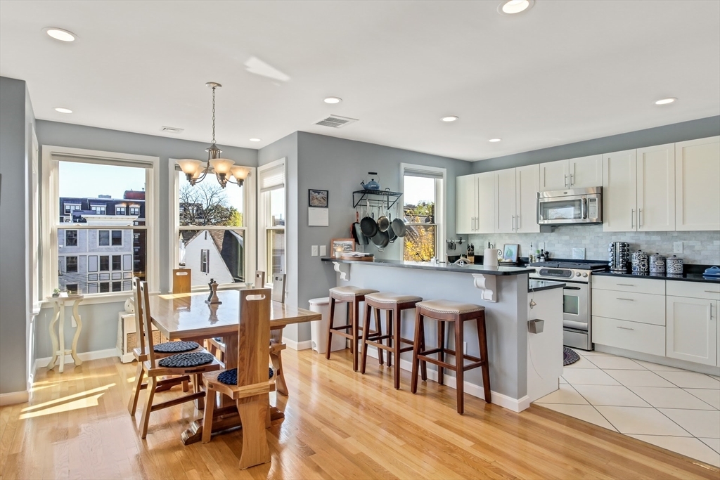 Property Photo:  28 Monument St 3  MA 02129 