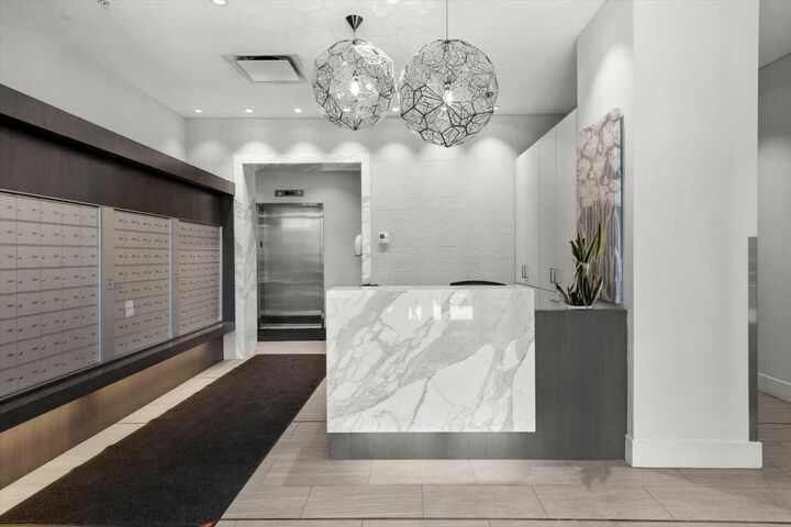 Property Photo:  1501 6 Street SW 706  AB T2R 0Z7 