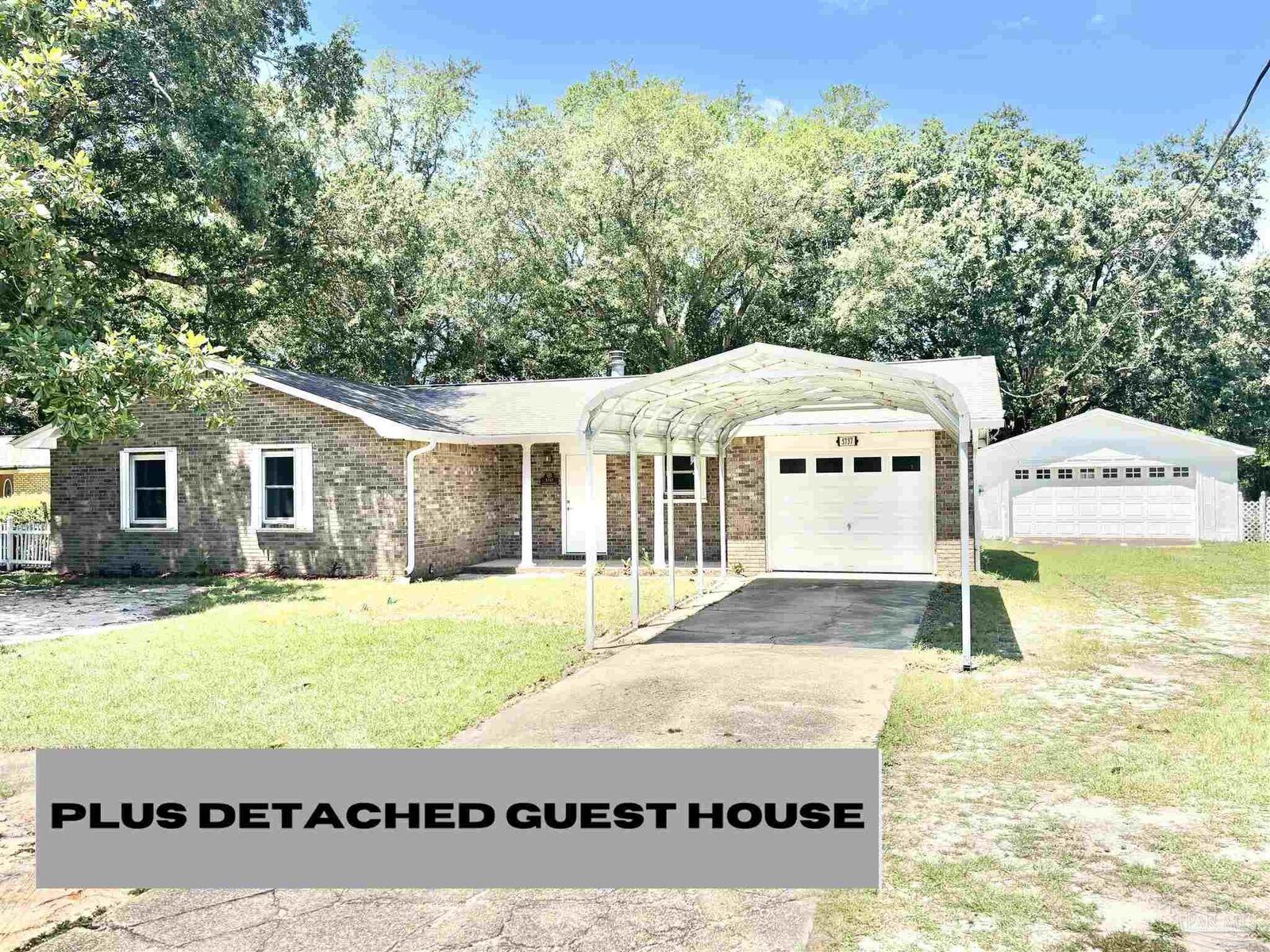 Property Photo:  5737 Chumuckla Hwy  FL 32571 