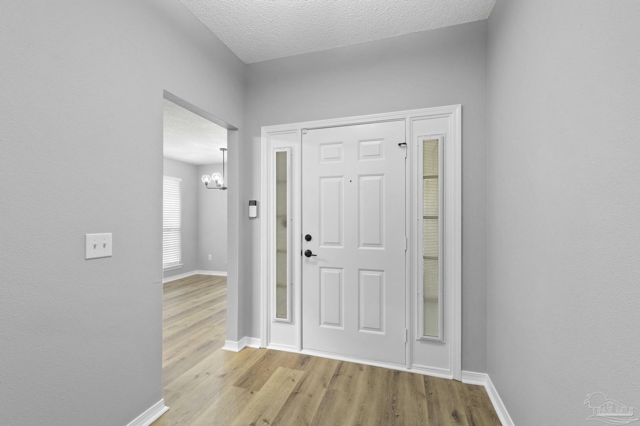 Property Photo: 7904 Red Bean Dr FL 32526