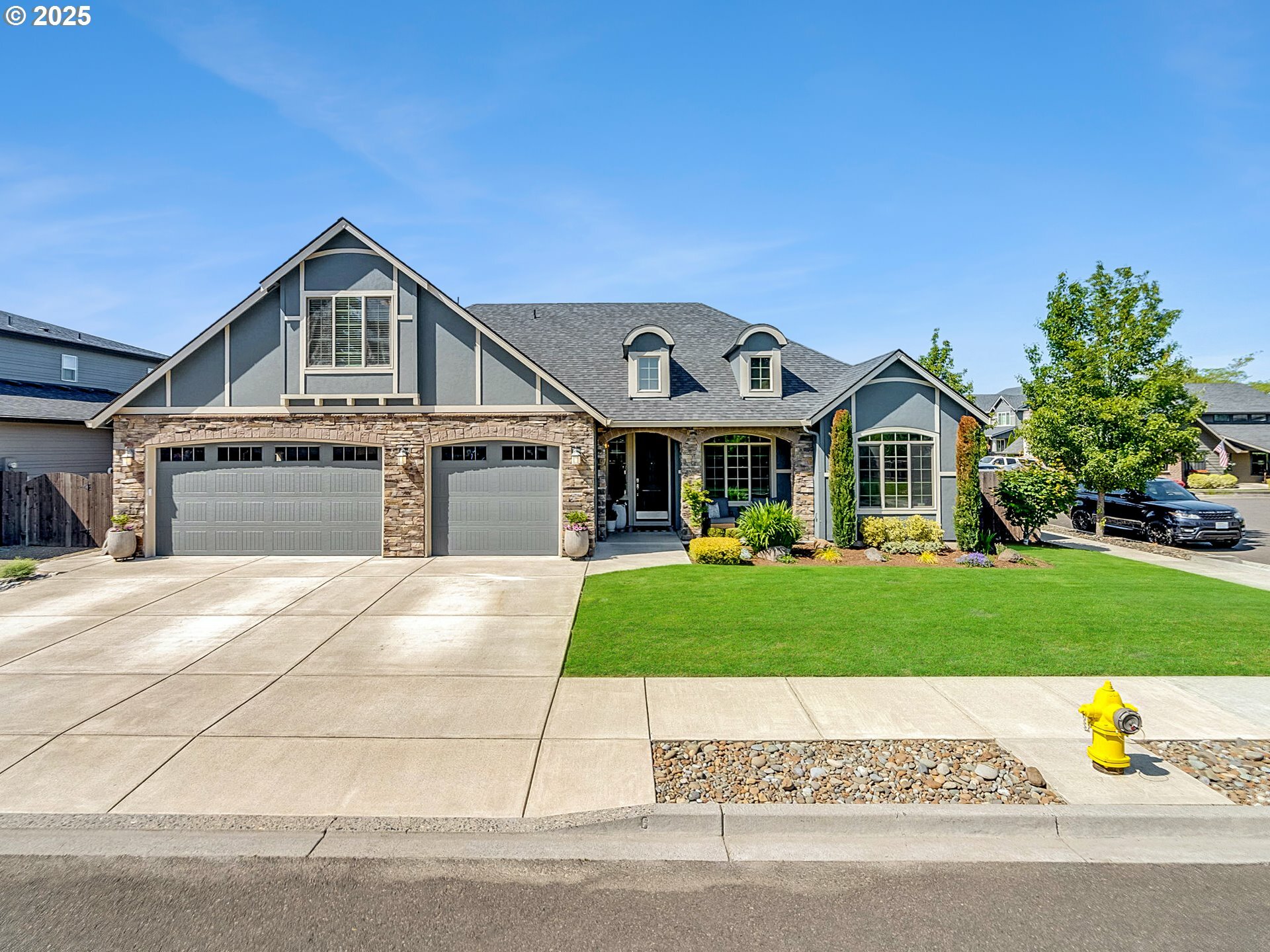 Property Photo: 17010 NE 78th Way WA 98682