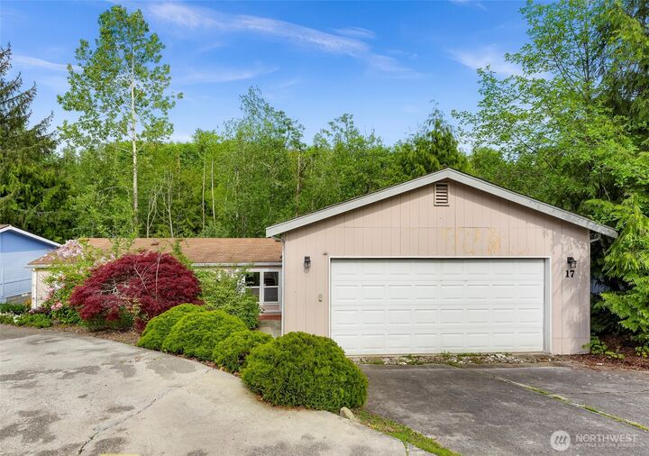 Property Photo:  4949  Samish Way 17  WA 98229
