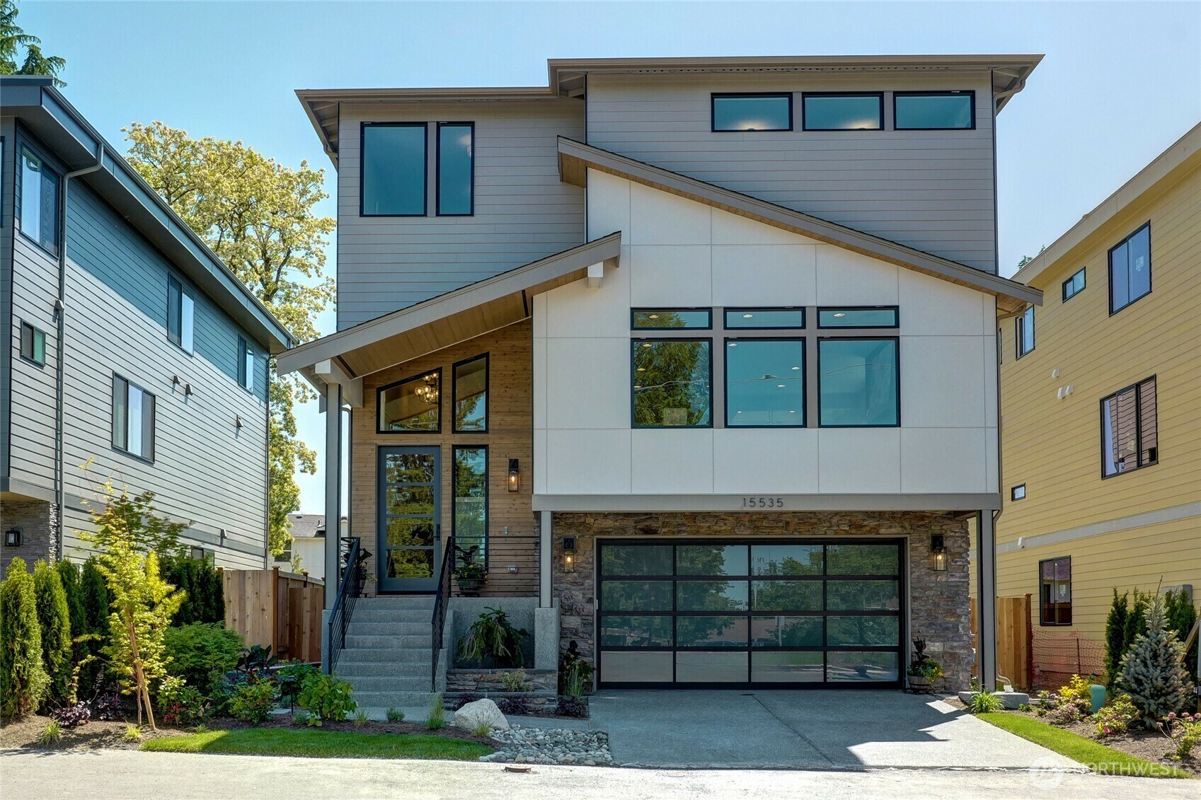 15535 NE 60th Street  Redmond WA 98052 photo
