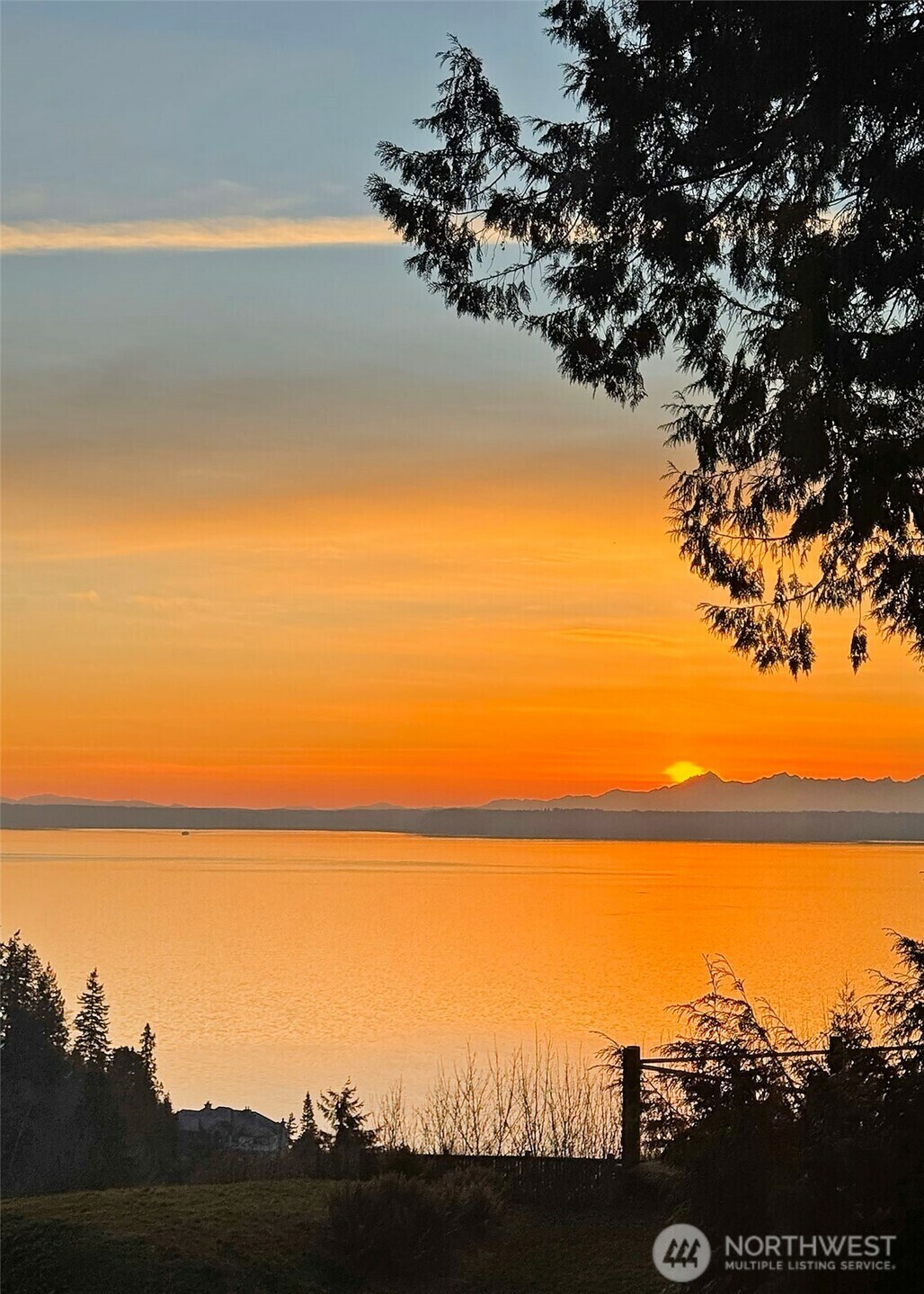 Property Photo: 6724 Marine View Drive WA 98026