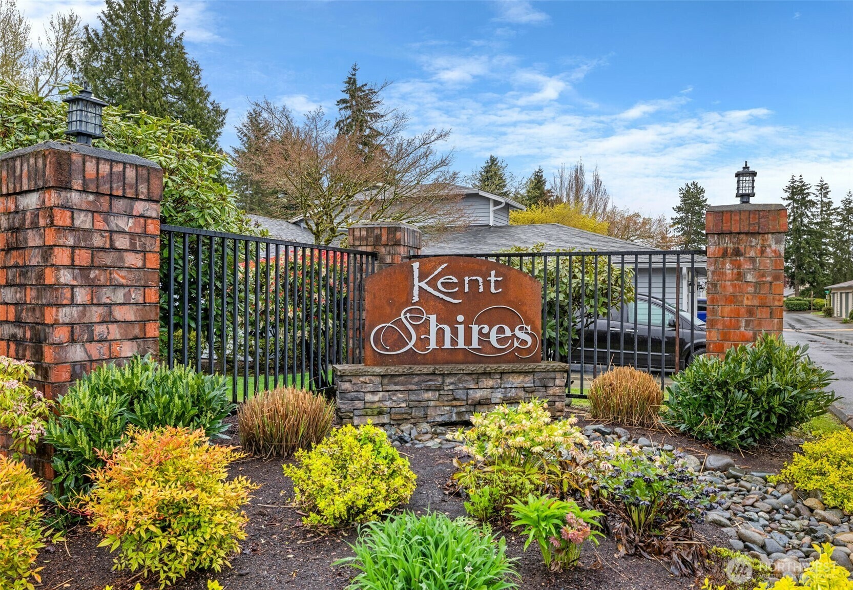 Property Photo: 24831 110th Place SE 51D WA 98030