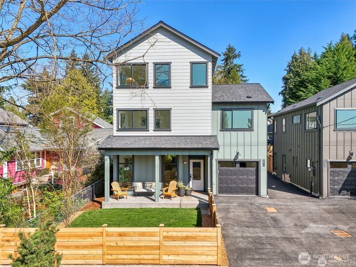 Property Photo: 9812 8th Avenue NE WA 98115