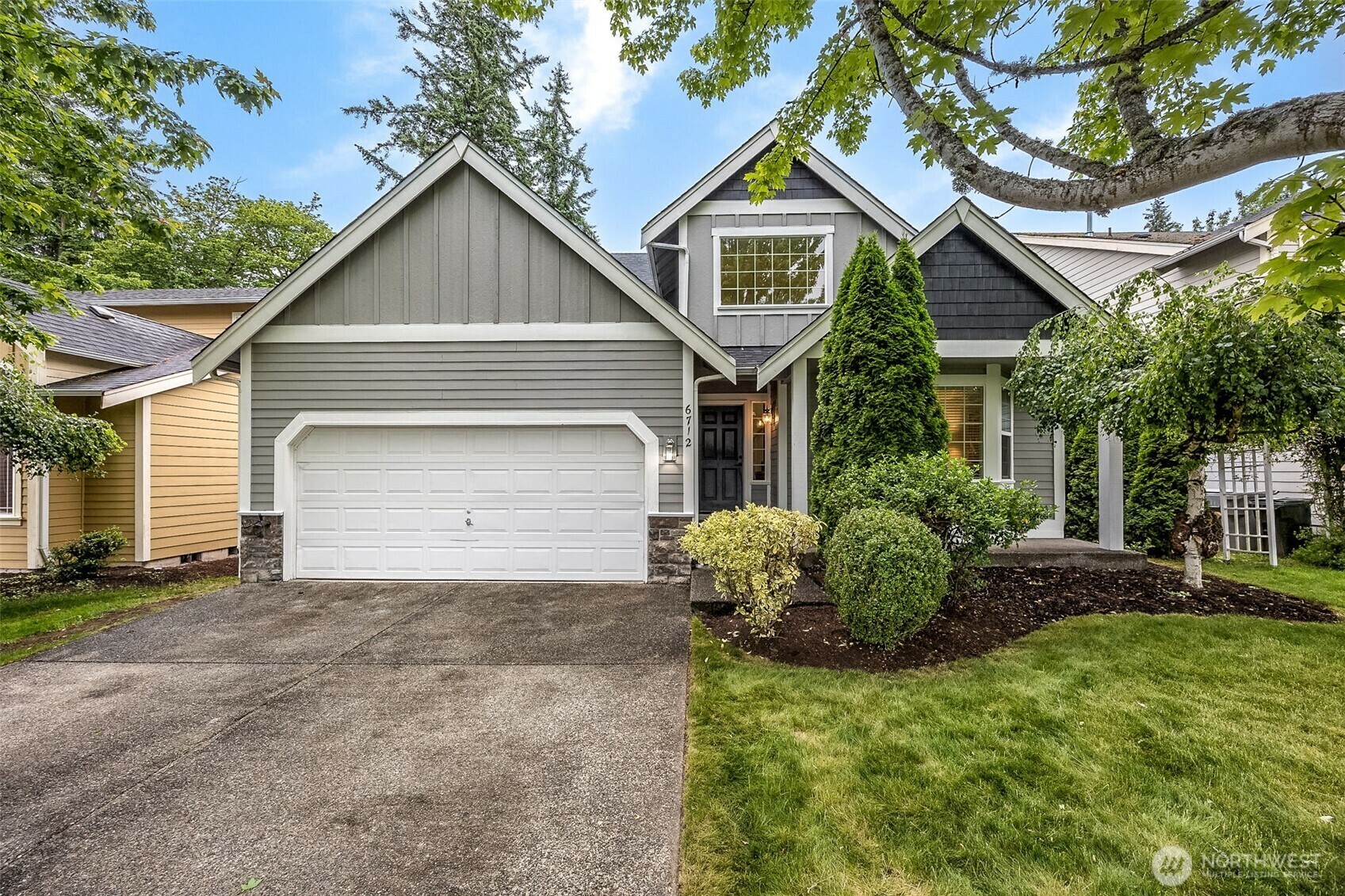 Property Photo: 6712 SE 5th Street WA 98059