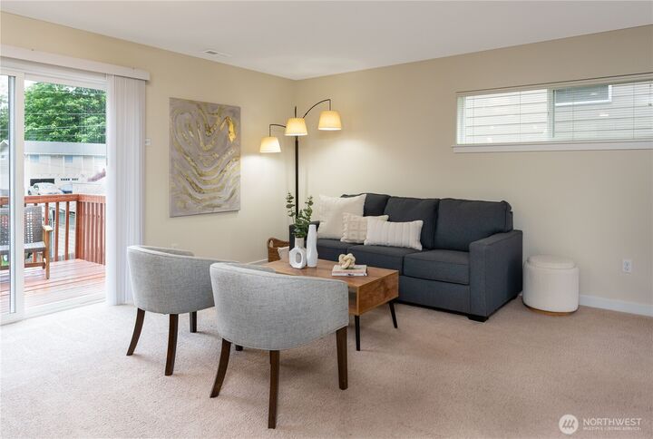 Property Photo:  2433  192nd Pl SW  WA 98036 