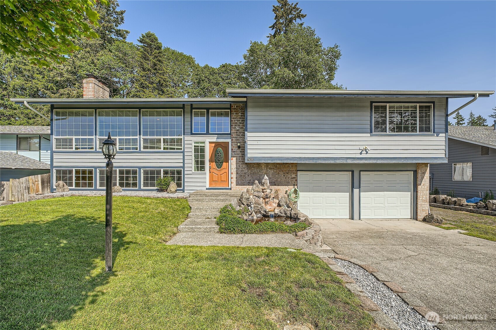 7425  97th Avenue SW  Lakewood WA 98498 photo