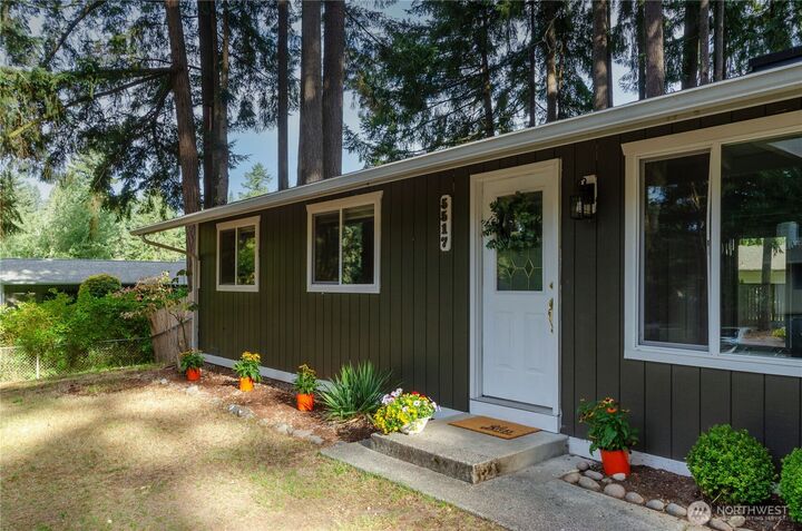 Property Photo: 5517 Huntwick Drive NW WA 98335