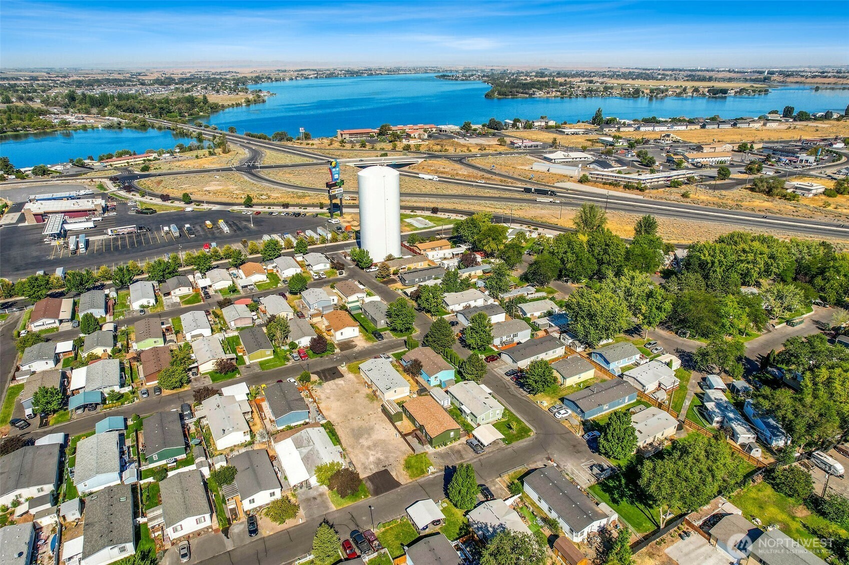 Property Photo: 3211 W Wapato Drive 32 WA 98837