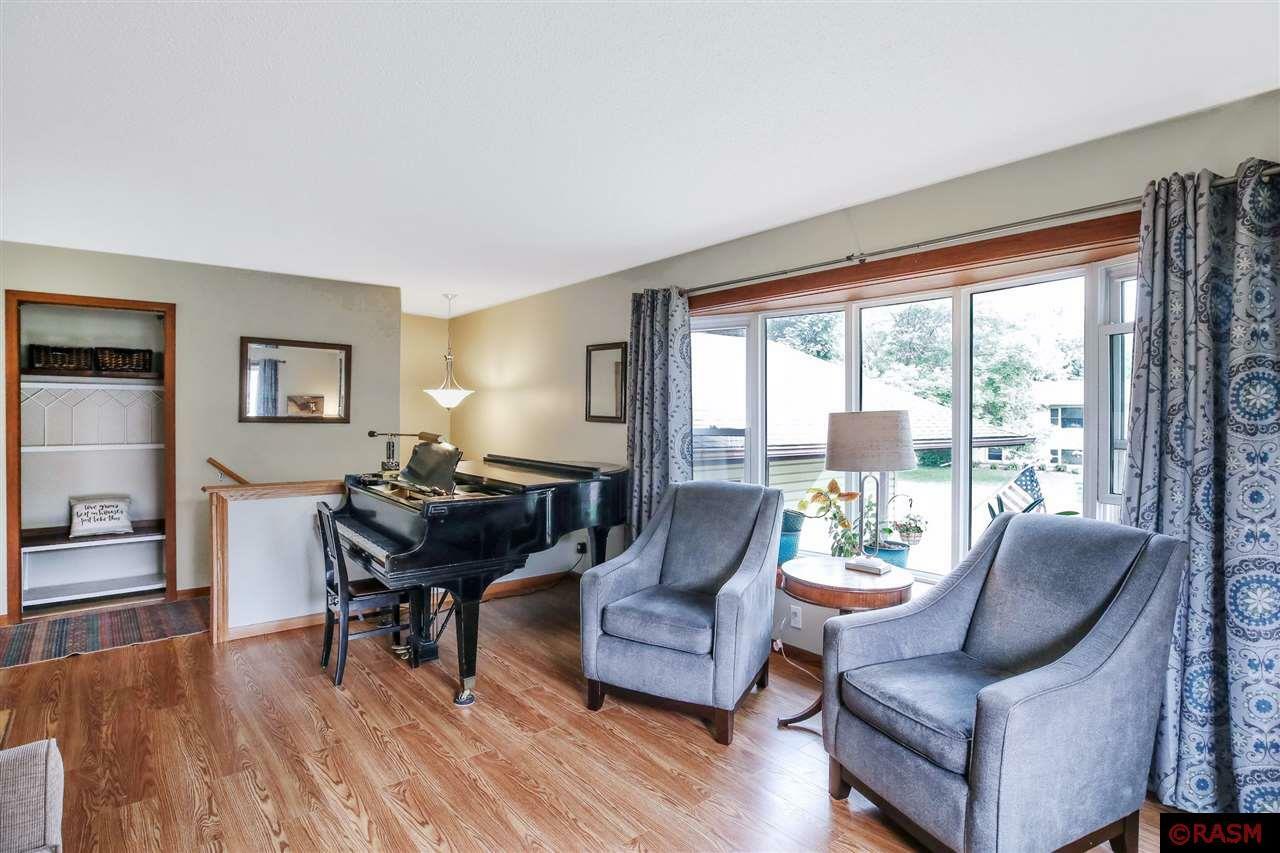Property Photo: 308 NE 18th Avenue MN 56093