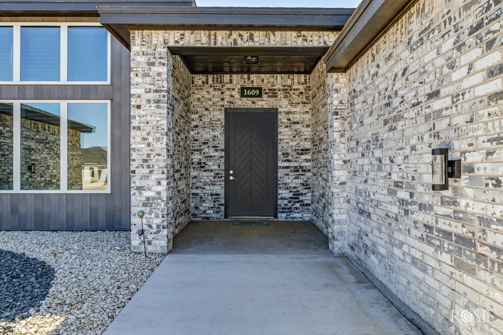 Property Photo: 1609 Club House Lane TX 76904