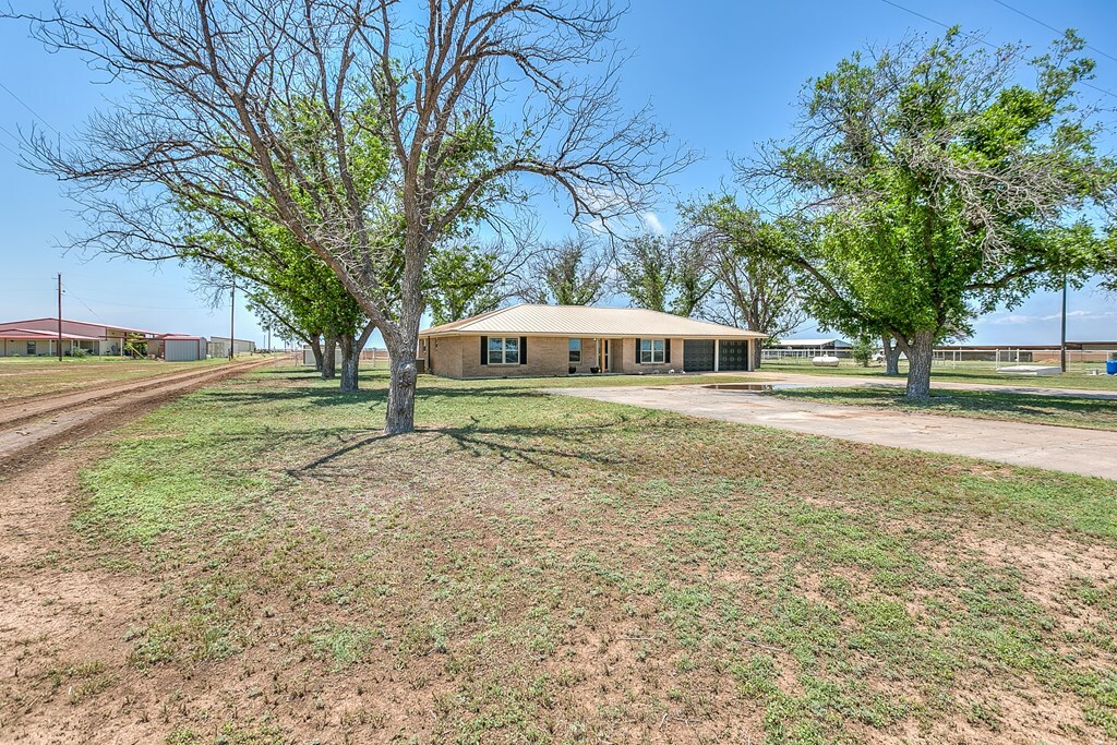 Property Photo:  7077 Bean Rd  TX 76957 