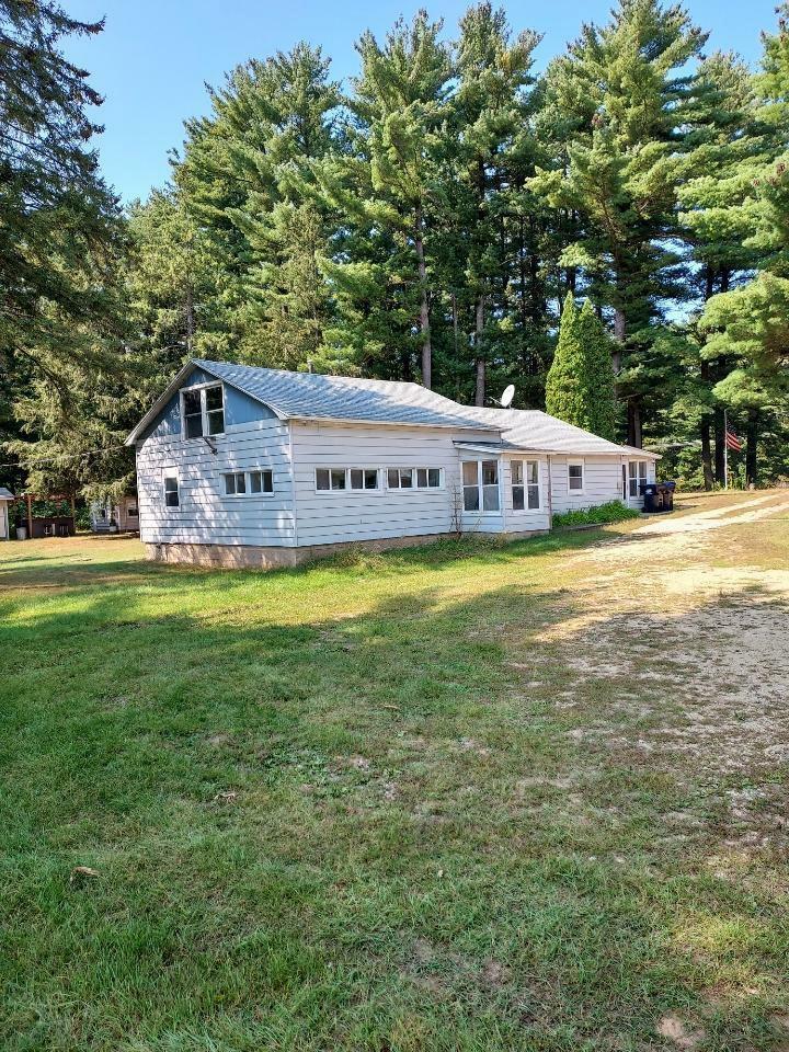 Property Photo: 881 Highway 82 Road WI 53965