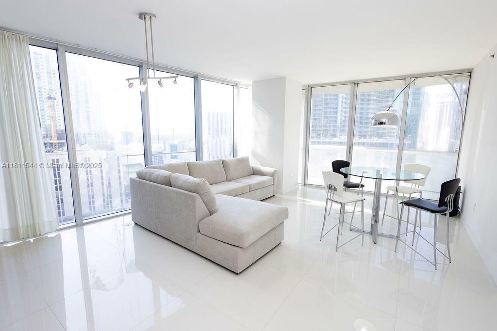 Property Photo: 475 Brickell Ave 1715 FL 33131