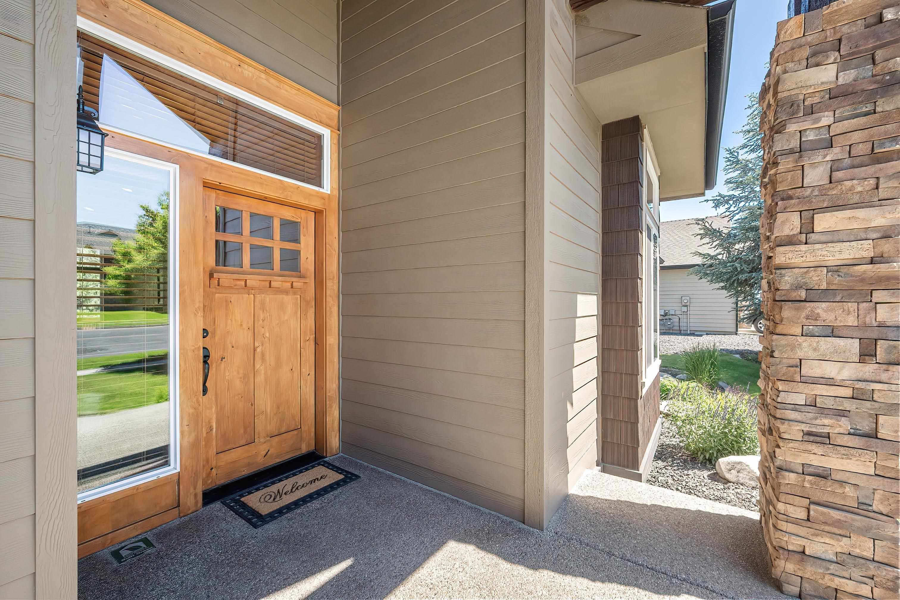 Property Photo: 7616 N Quamish Dr WA 99208