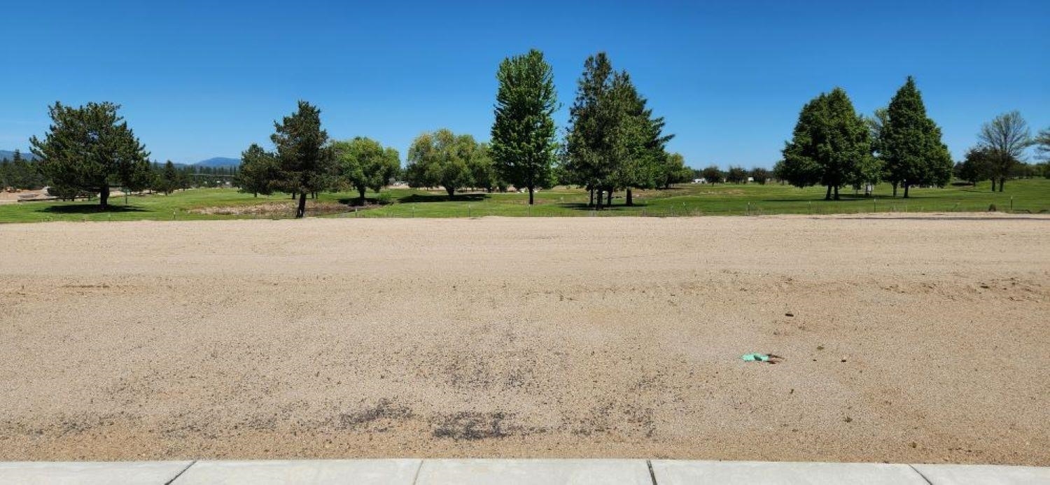 Property Photo: 1230 Augusta Ln WA 99006