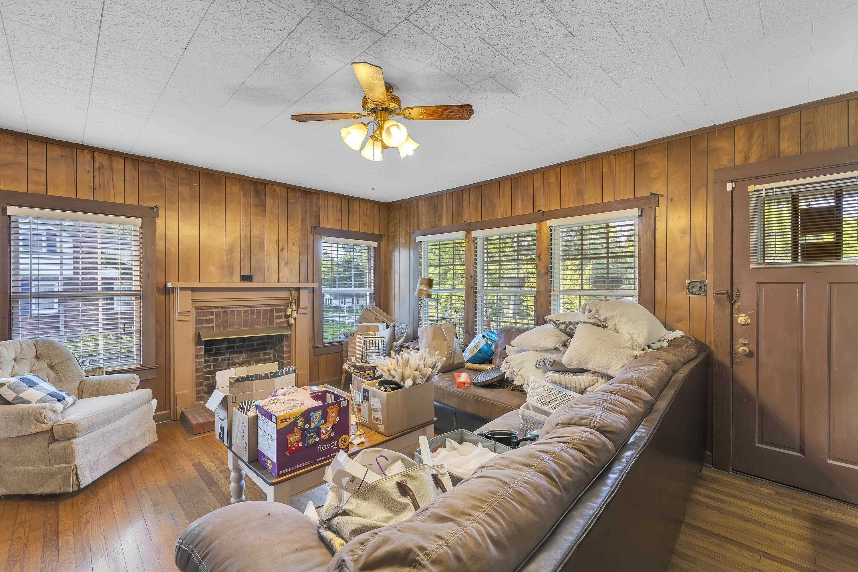 Property Photo: 2413 Andrews Road SC 29302