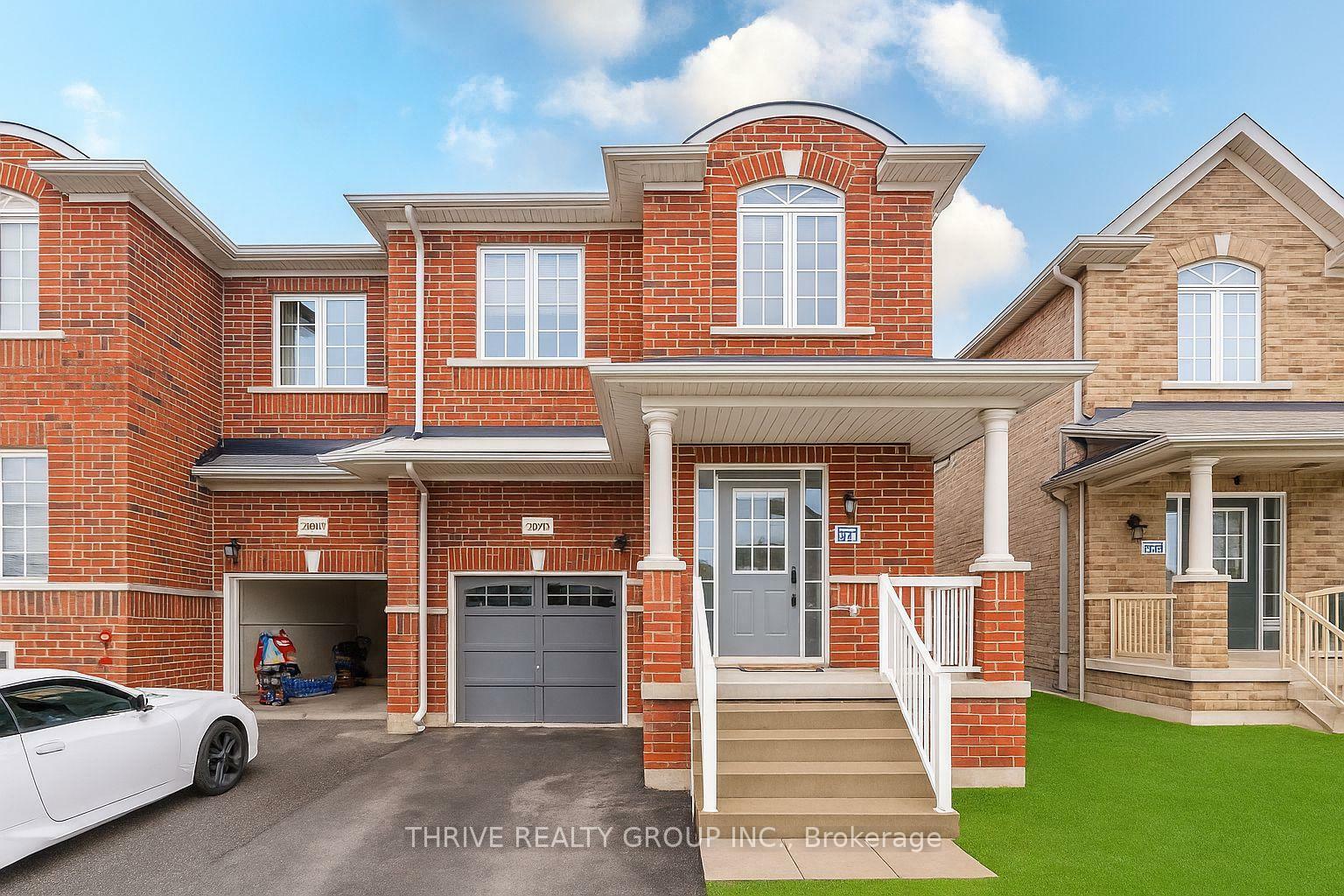 Property Photo: 5504 Meadowcrest Avenue ON L5M 0V7