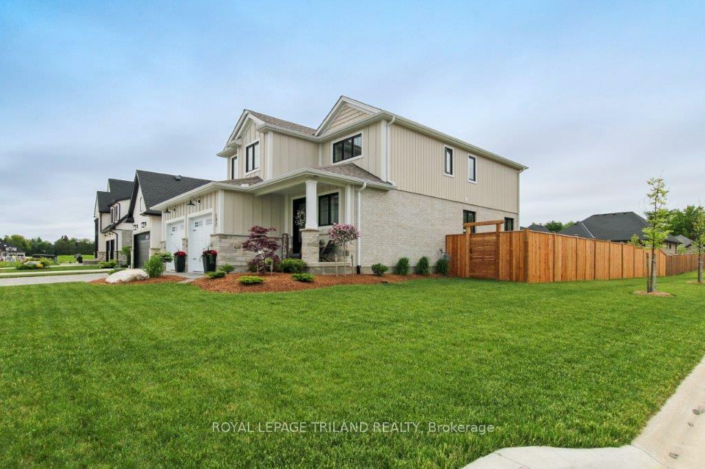 Property Photo:  192 Foxborough Place  ON N0M 2P0 
