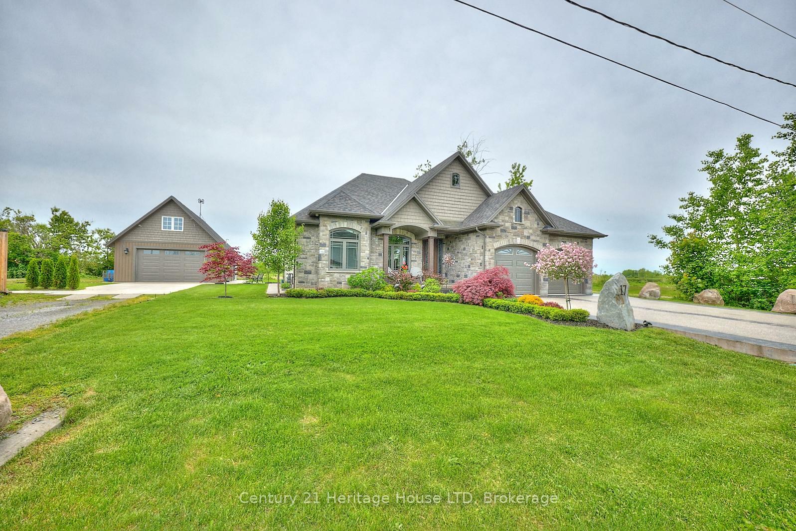 Property Photo: 17 Biggar Road ON L0S 1K0