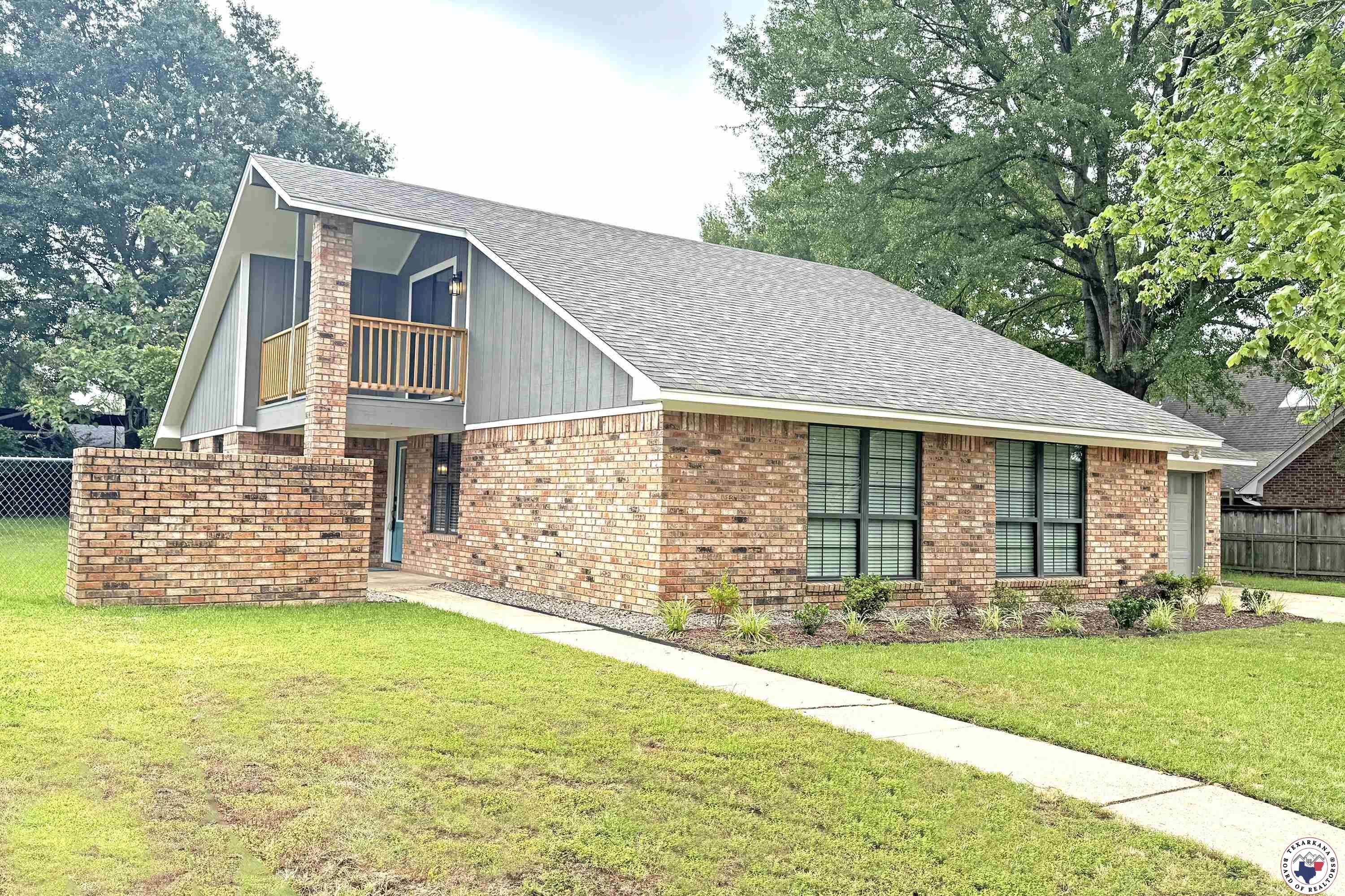 Property Photo: 403 Edgewood Lane TX 75501