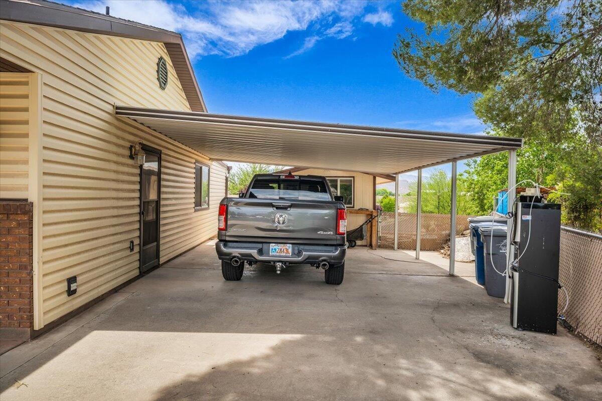 Property Photo: 2095 W 1200 N UT 84770