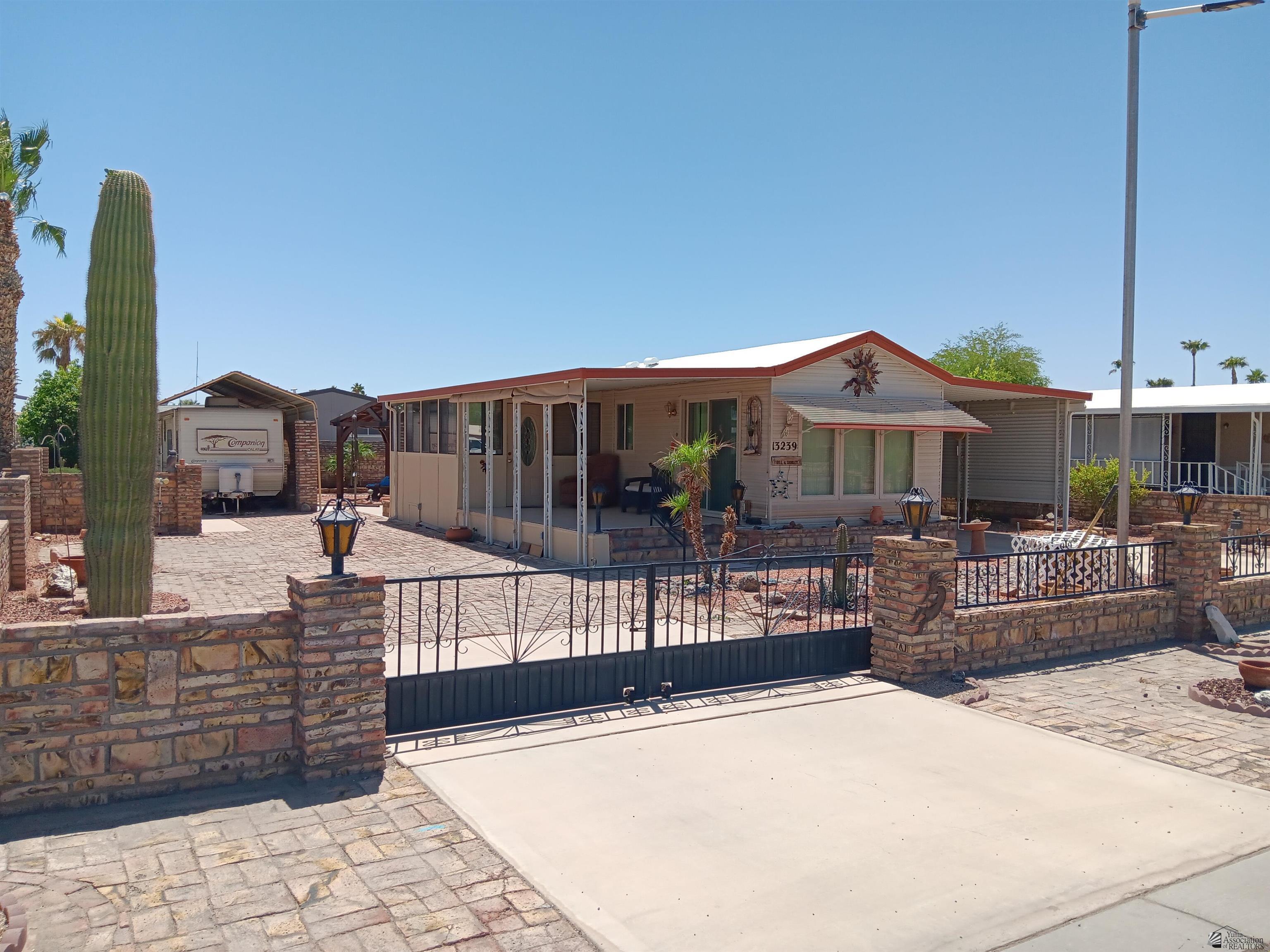 Property Photo: 13239 E 50 St AZ 85367