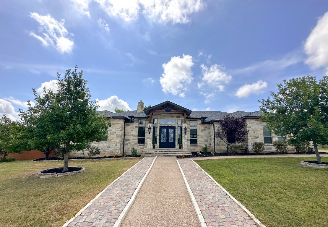 Property Photo: 1007 Bella Vita Drive TX 76559