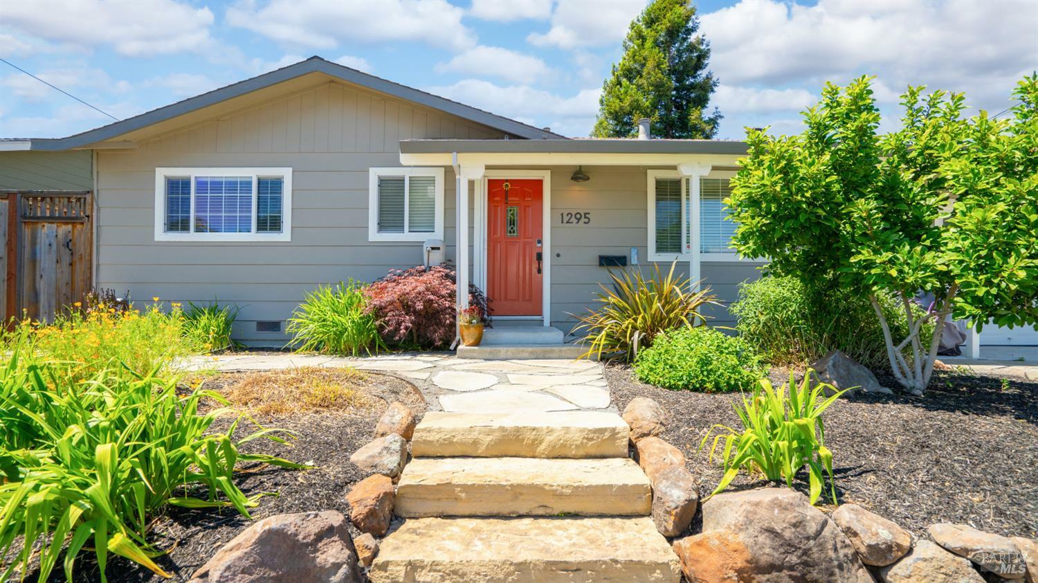 Property Photo:  1295 Marian Way  CA 94954 