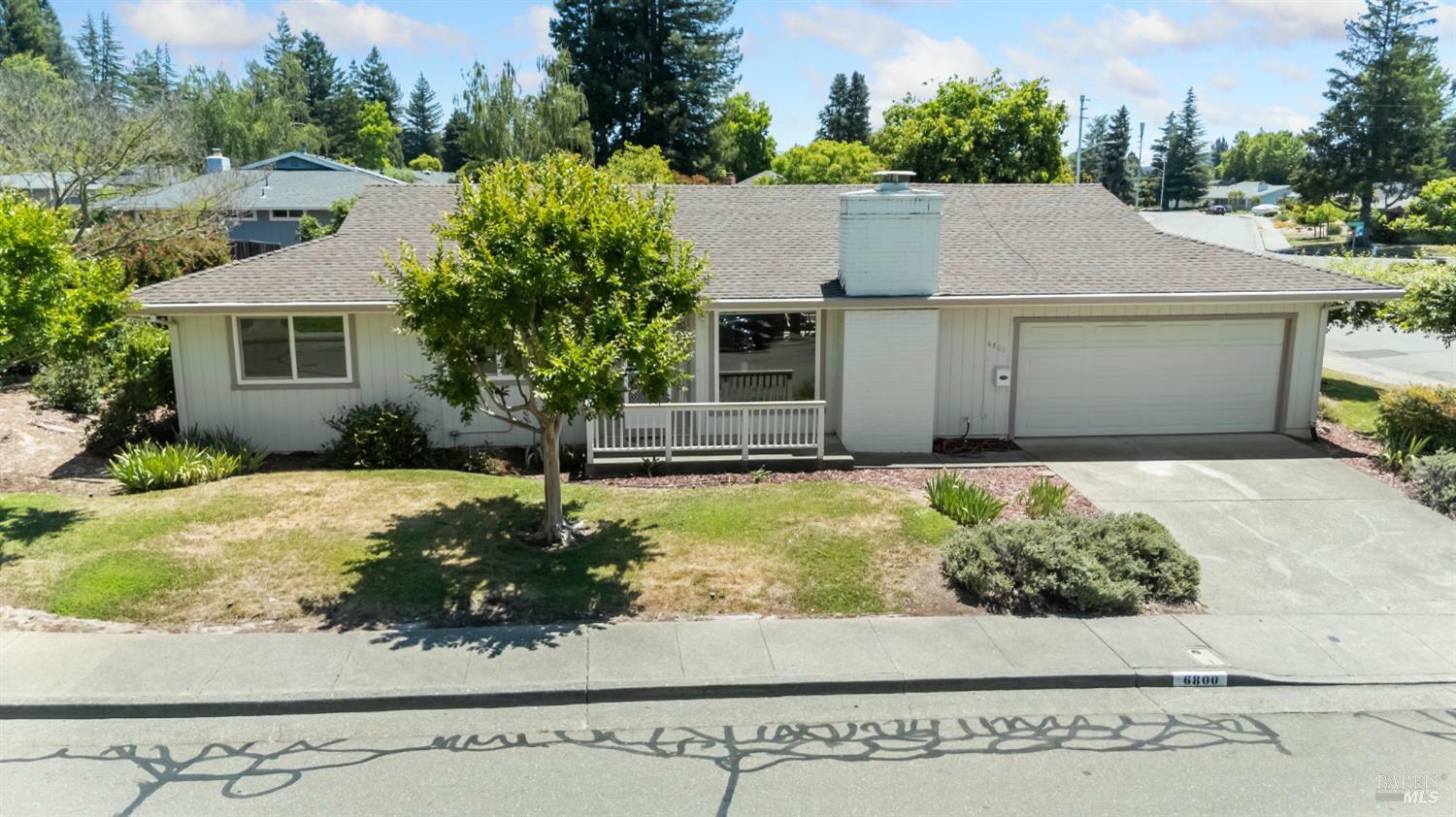 Property Photo: 6800 Oak Leaf Drive CA 95409