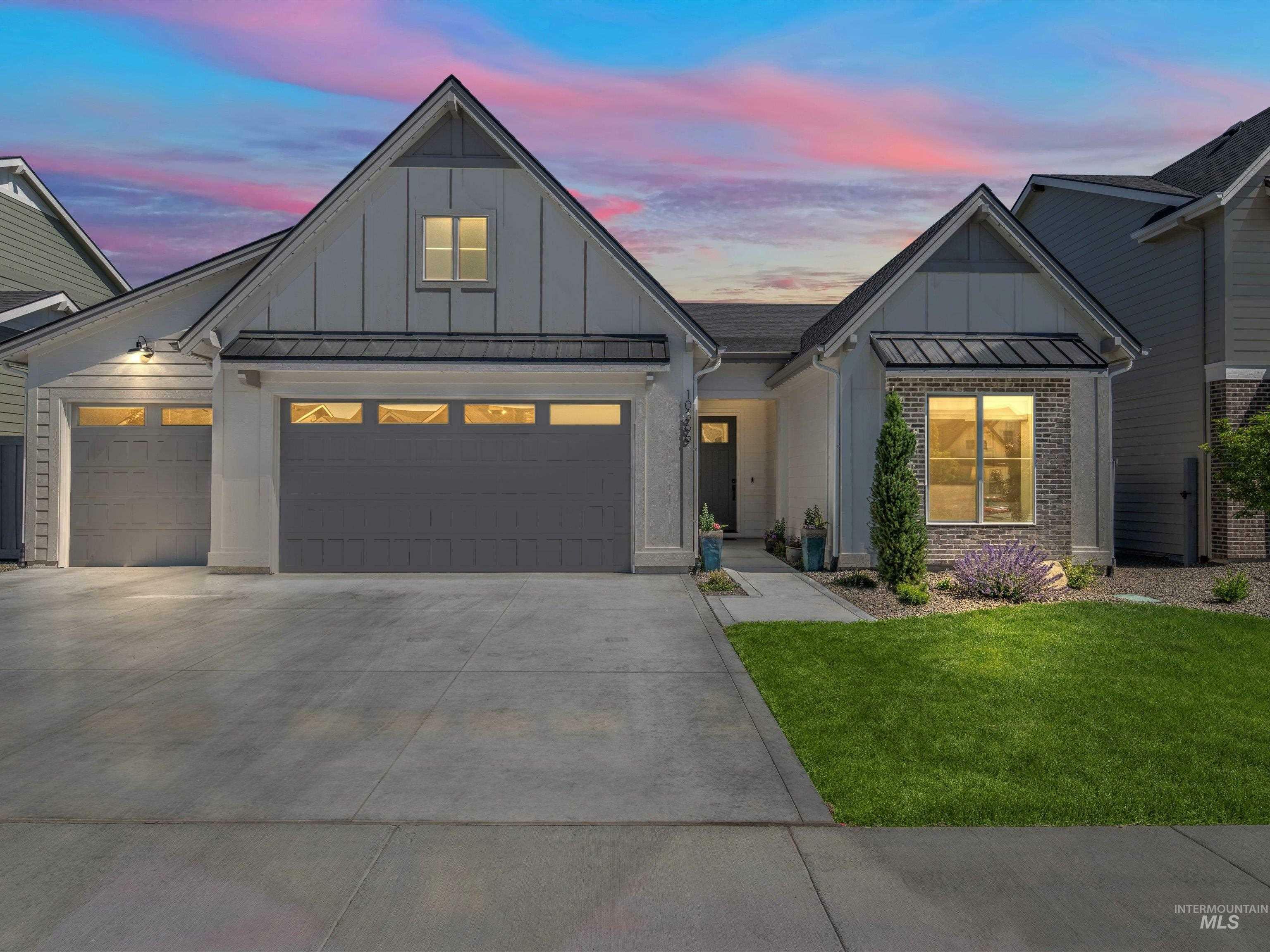 Property Photo: 10366 Loneleaf Drive ID 83687
