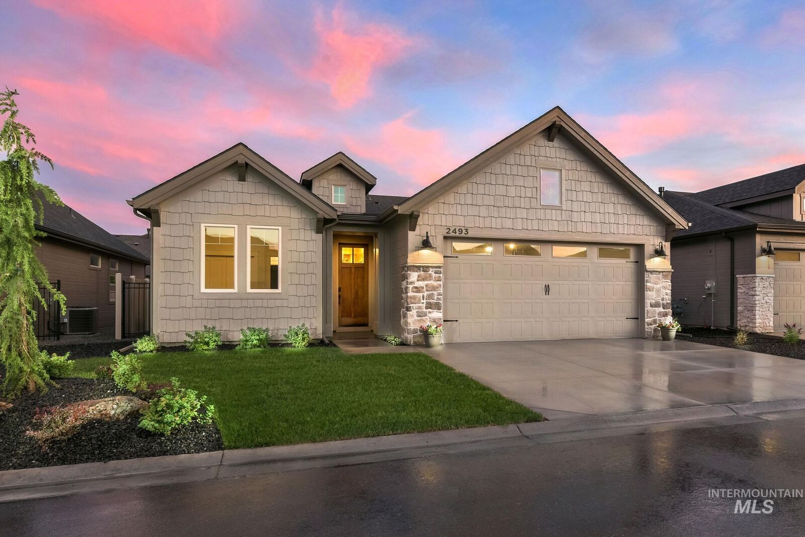 Property Photo:  2493 E Galleon Ln  ID 83642 