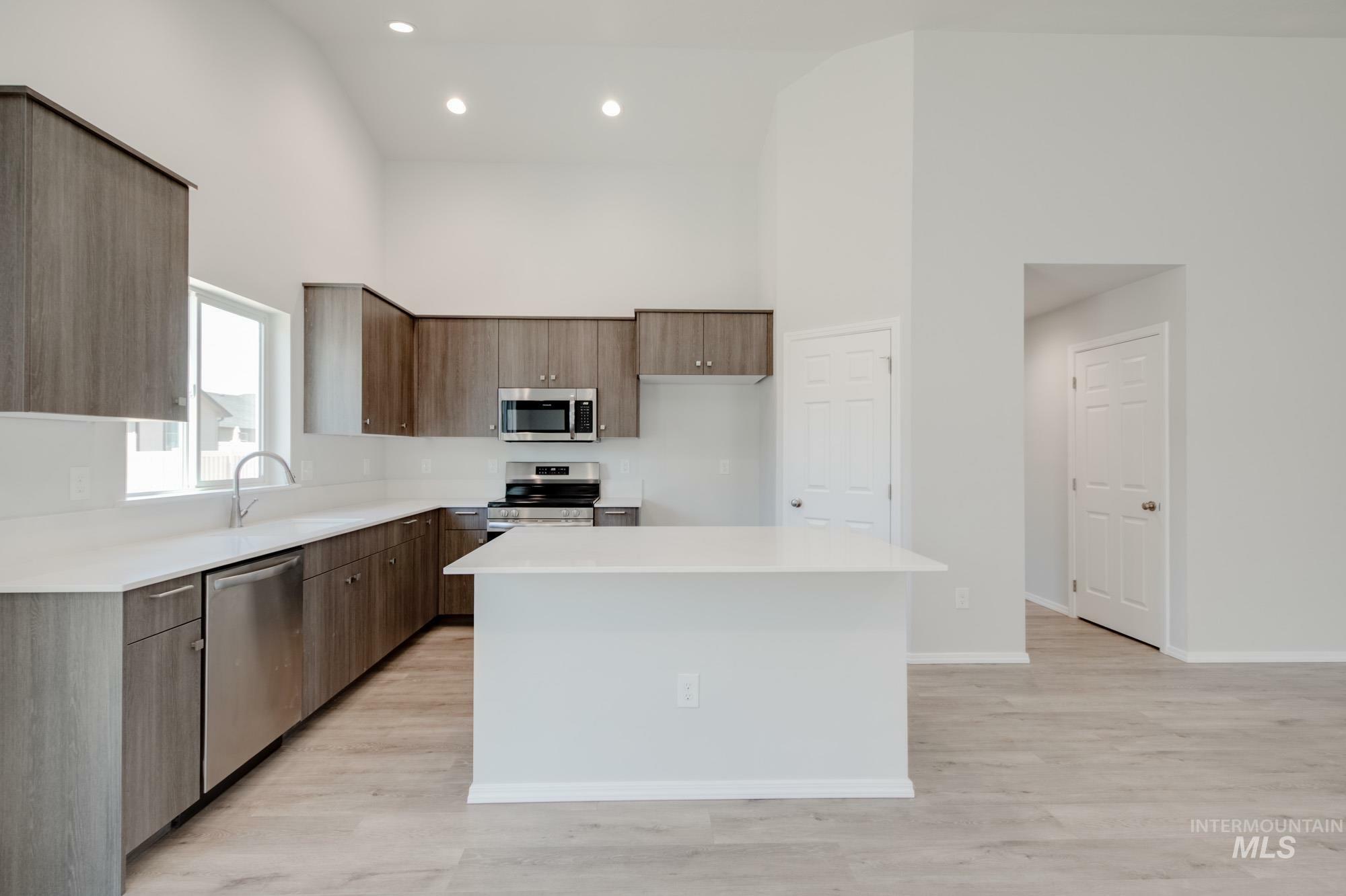 Property Photo: 123 Idalou Way ID 83605